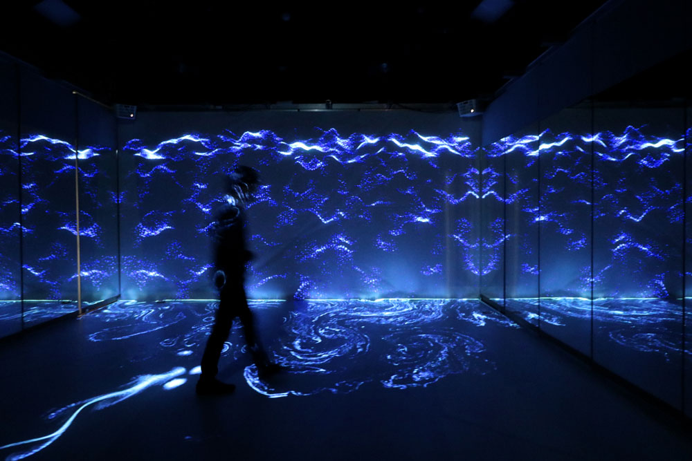 Oscillo-Topia at Impact X Showcase, Korea Creative Content Agency, Seoul, 2019